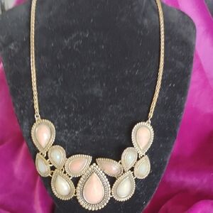 Vintage Gold Light PinkCream Stones Teardrop Necklace